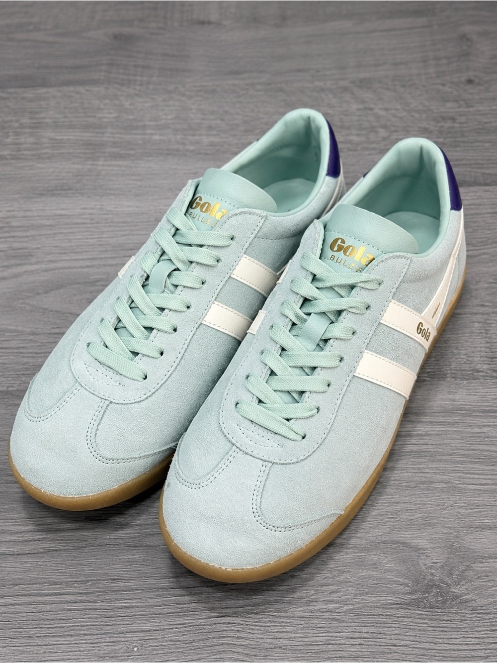 Gola Mint Green Suede Sneakers with Cream Stripes Women’s Size 11 Shoes Casual